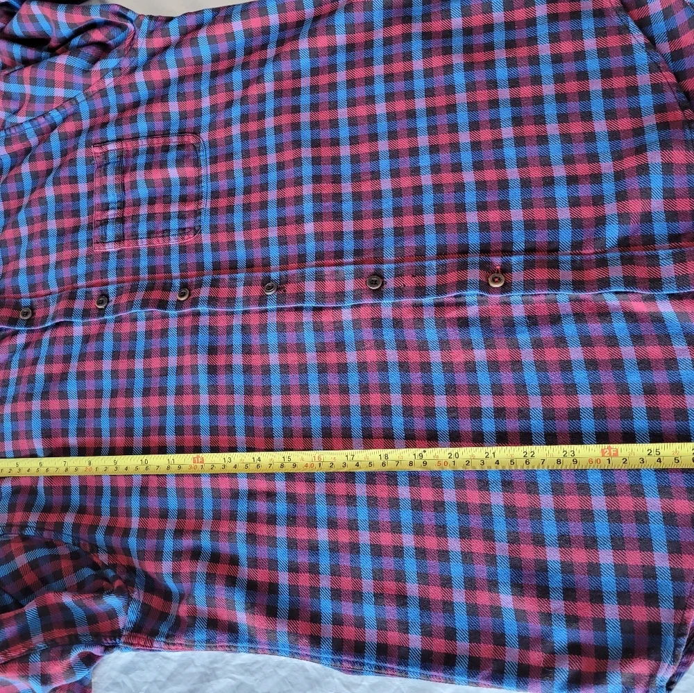 Argyle Culture Men's Red and Blue Checkered Shirt Size L